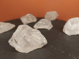 bergkristal ruw 30 - 50 gram