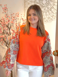 Sweater Lily oranje