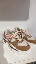 Sneaker spring
