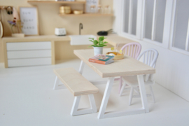 Design bench white