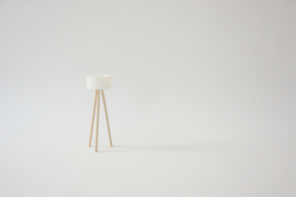 Lampshade white with wooden legs