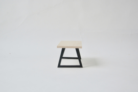 Design table black