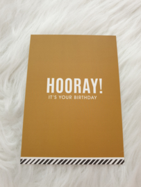 Cadeaukaartje ''Hooray! It`s your birthday''