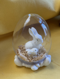 Haasje in stolp met baby haasje