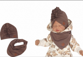 Muts en sjaal choco