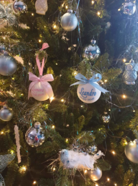 Kerstbal naam geboortedatum