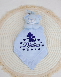 Knuffeldoek beer met satijnen rand NAAM draakje hartjes