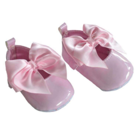 Schoentje roze strik