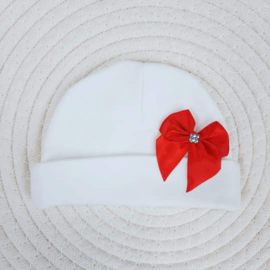 Mutsje WIT met naam en strikje rood