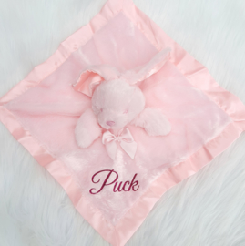 Knuffeldoek konijn strik NAAM