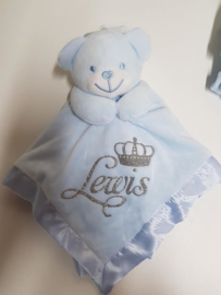 Knuffeldoek beer met satijnen rand naam en kroon