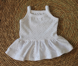 ruffle top broderie