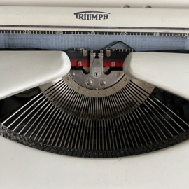 Typemachine Triumph Tippa