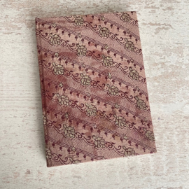 Notebook vintage sari oud roze
