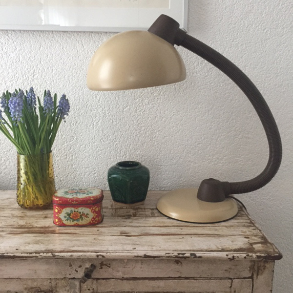 Vintage bureaulamp van Herda