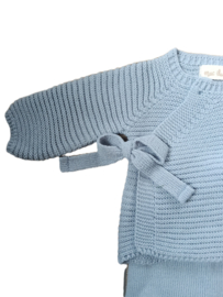 Mac Ilusion Newborn Gebreid Baby Pakje 3-dlg | 0239|Olympo / zachtblauw| winterpakje | overslag truitje | broekje met voetjes |Inclusief mutsje