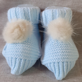 PA48 Slofje met pompom baby blauw
