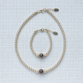 Rian Glasparel Sieraden Off White / Donkerbruin Gouden Details AK228 (390)