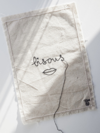 Stitched Art Small ‘Bisous’