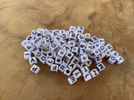 Letterkraal wit/zwart