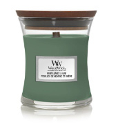 Mint Leaves & Oak Mini Candle