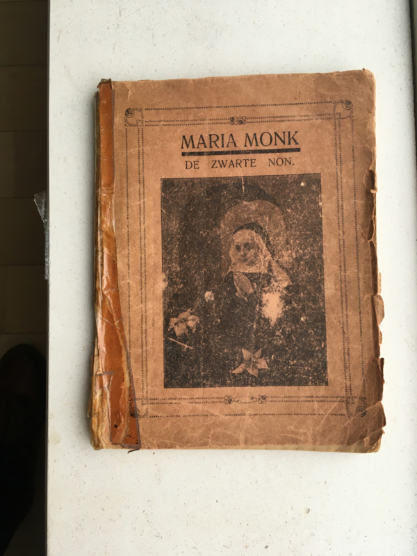 Grand serie mezelf Maria Monk - De zwarte Non - ca. 1950 | Religies | Odd Fellows  Boekenverkoop Dronten