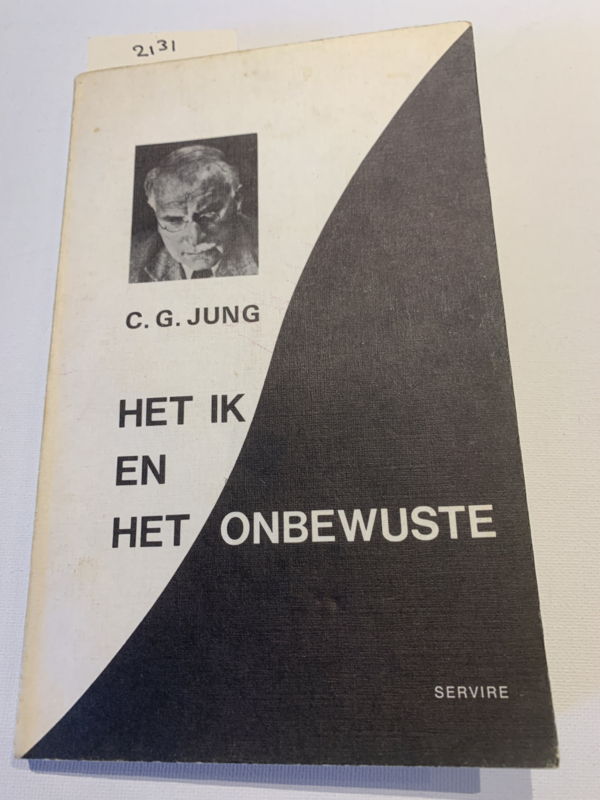 Het ik en het onbewuste | C.G. Jung | Vert.: A.M. Meerlo |1974 | 5e druk | Uitg.: Servire Wassenaar | ISBN 9060771257 |