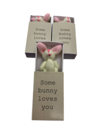 Konijntje - Bunny loves you