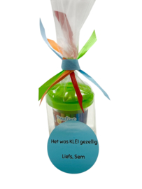 Klei traktatie- uitdeelcadeautje