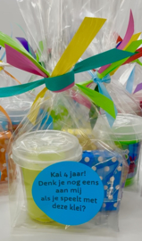 Klei Traktatie met Rozijntjes - Gezond Uitdeelkado