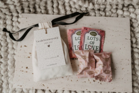 Cadeau kraamverzorgster – stoffen zakje “Genietmomentje voor jou”