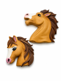 Paarden gipsfiguurtjes schilderen
