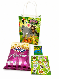 Jungle traktatie popcorn – stickervel en notitieblokje