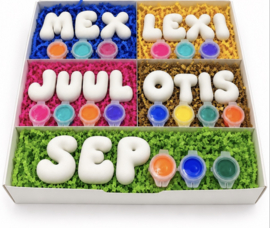 Gipsen bubbelletter A-Z – Met verf en penseel