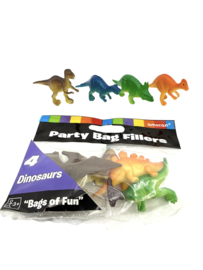 Dino traktatie verjaardag – mini dinosaurus figuurtjes met snoep