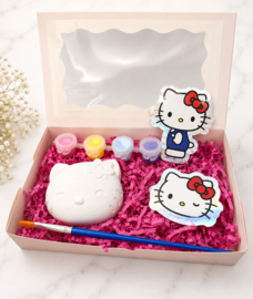 Hello Kitty gipsfiguurtje schilderen