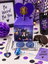 Wednesday traktatie — Partybox met ketting, Oreo & lolly