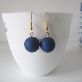 Goudkleurige blauwe oorbellen