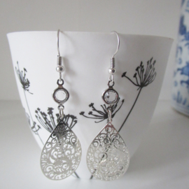 Zilverkleurige Boho oorbellen