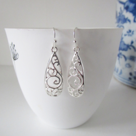 Zilverkleurige Boho oorbellen