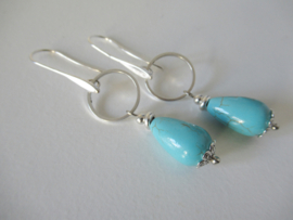 Zilverkleurige Turquoise oorbellen