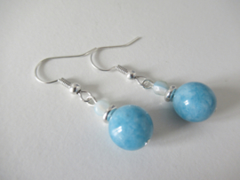 Zilverkleurige Chalcedoon oorbellen