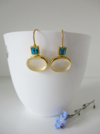 Goudkleurige vintage oorbellen