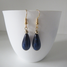 Goudkleurige blauwe resin oorbellen