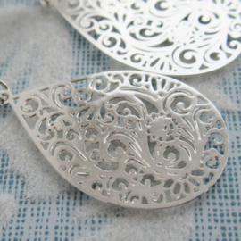 Zilverkleurige Boho oorbellen