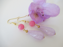 Goudkleurige roze/lila oorbellen