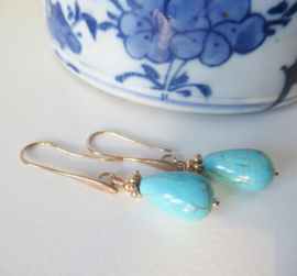 Rosékleurige Turquoise oorbellen