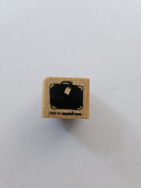 Cats on Appletrees - 2513 - Stempel - Koffer op=op