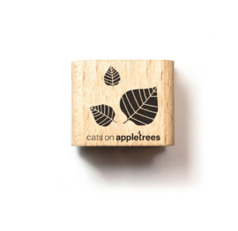 Cats on Appletrees 27385 Ministempel - Vliegende bladeren