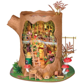 Robotime -  Fairytale Tree House - DG179